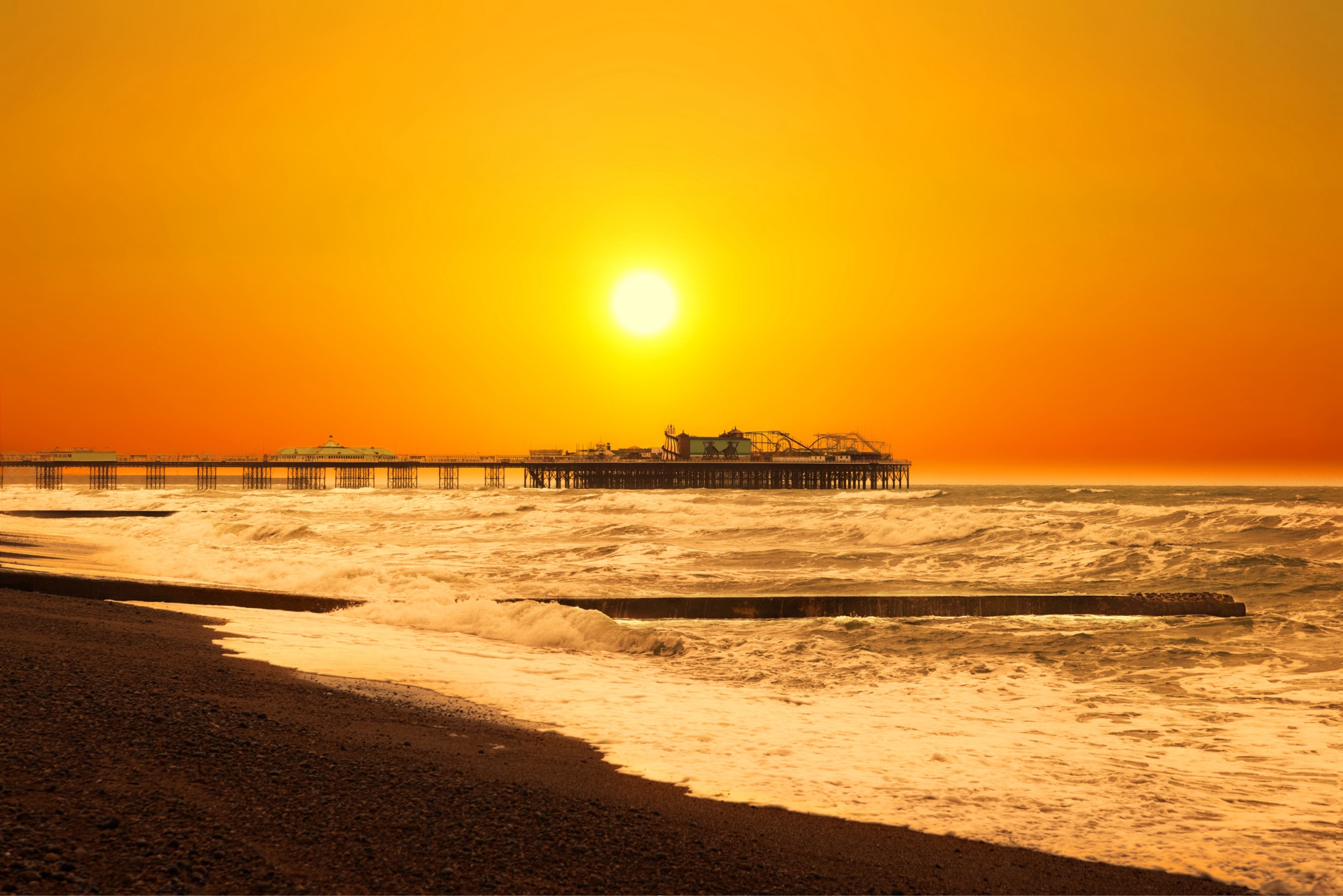 Britain Melts While Forecasters Promise Relief That Never Comes