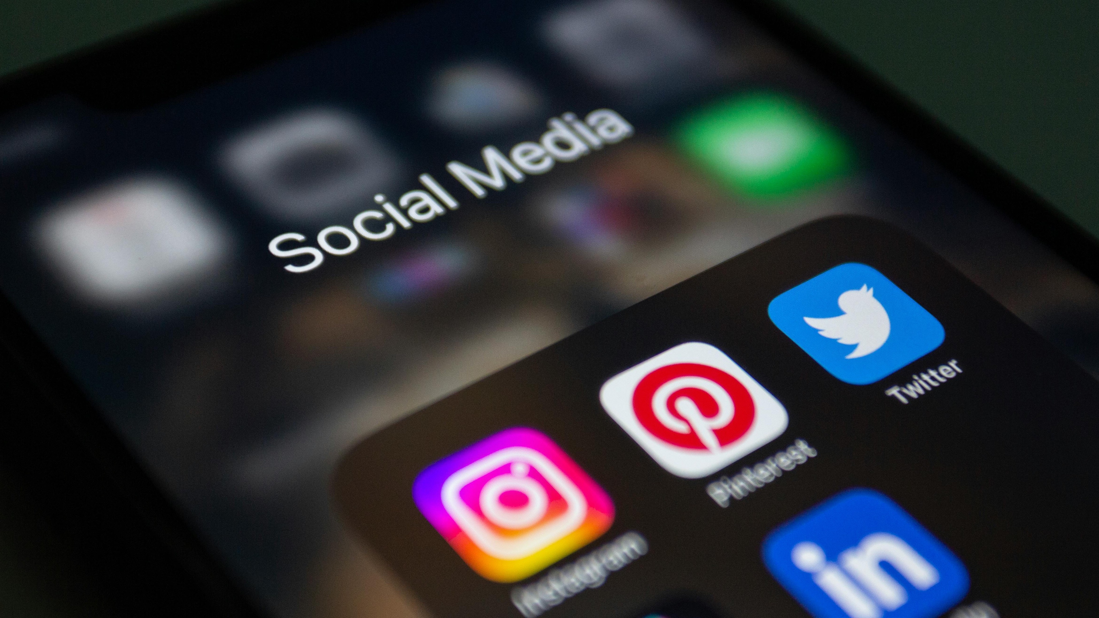 Greece Bans Under-15s from Social Media Starting 2027