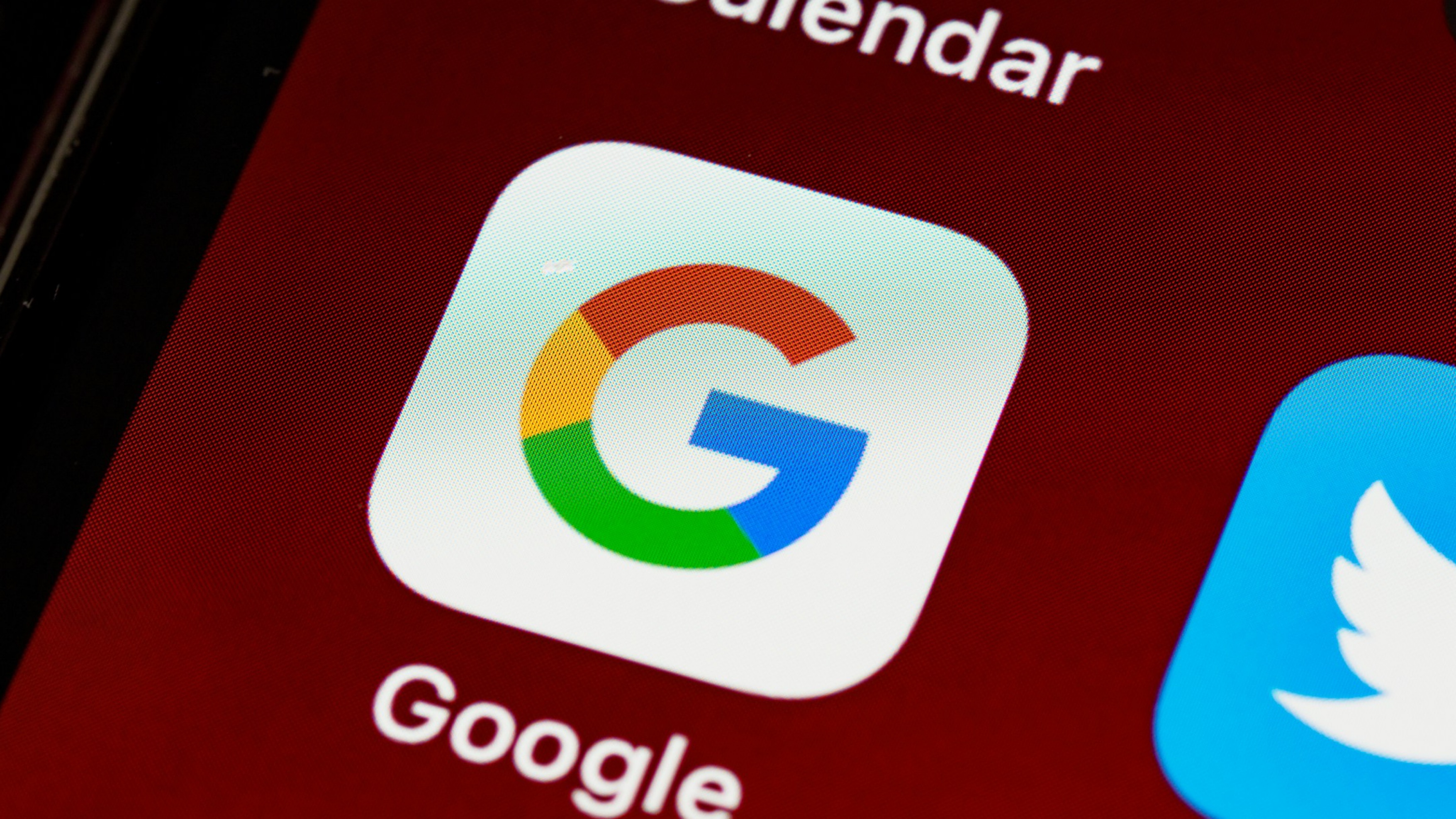 Apple and Google: Gatekeepers or Gatecrashers?