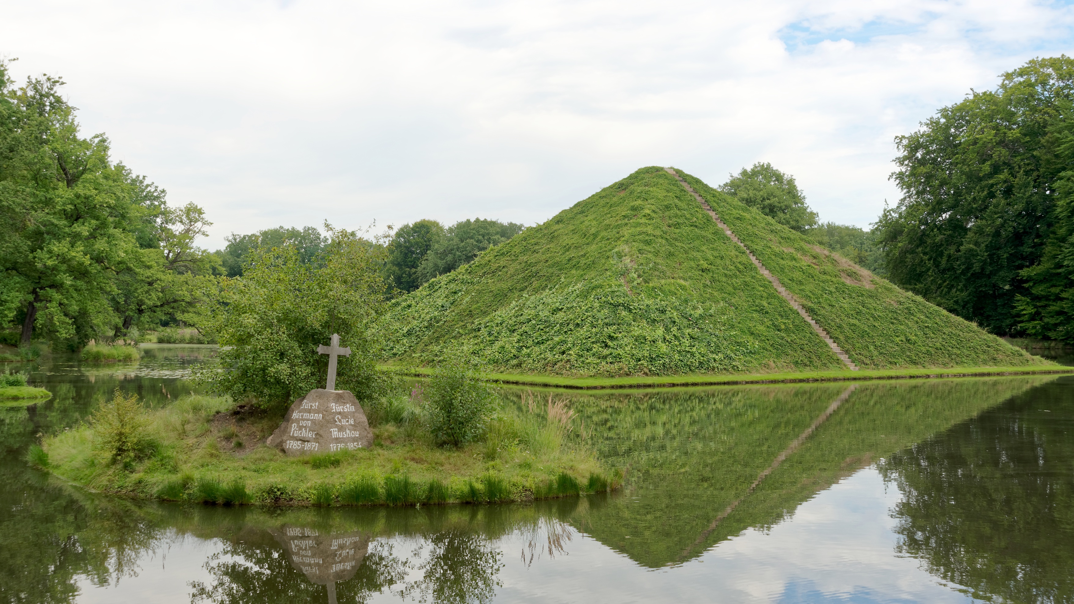 German Prince Dissolved His Heart, Built Egyptian Pyramids