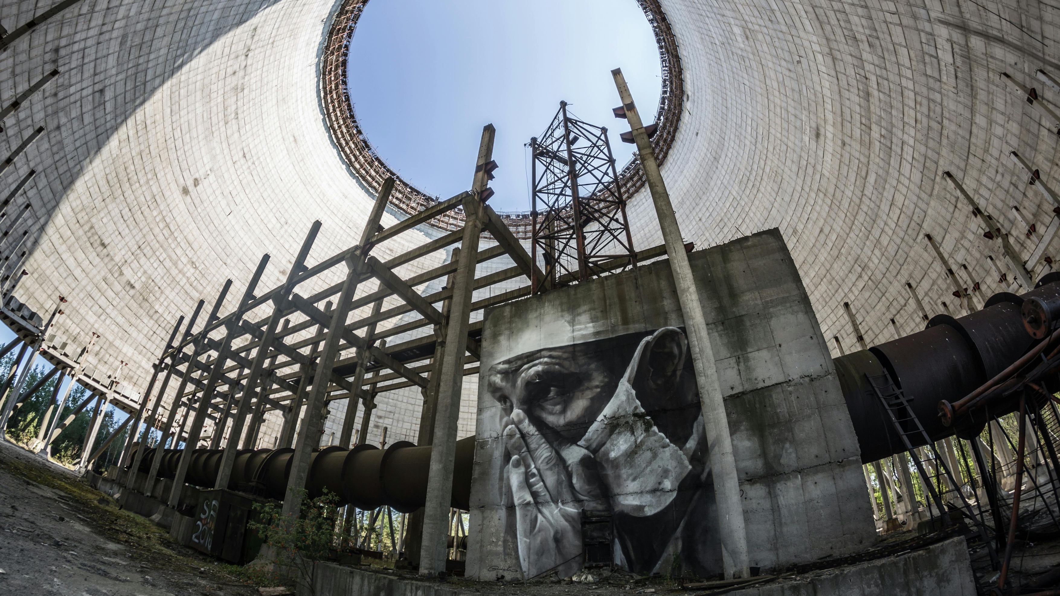 Radiation Made Chernobyl Wolves Mutant Cancer Killers