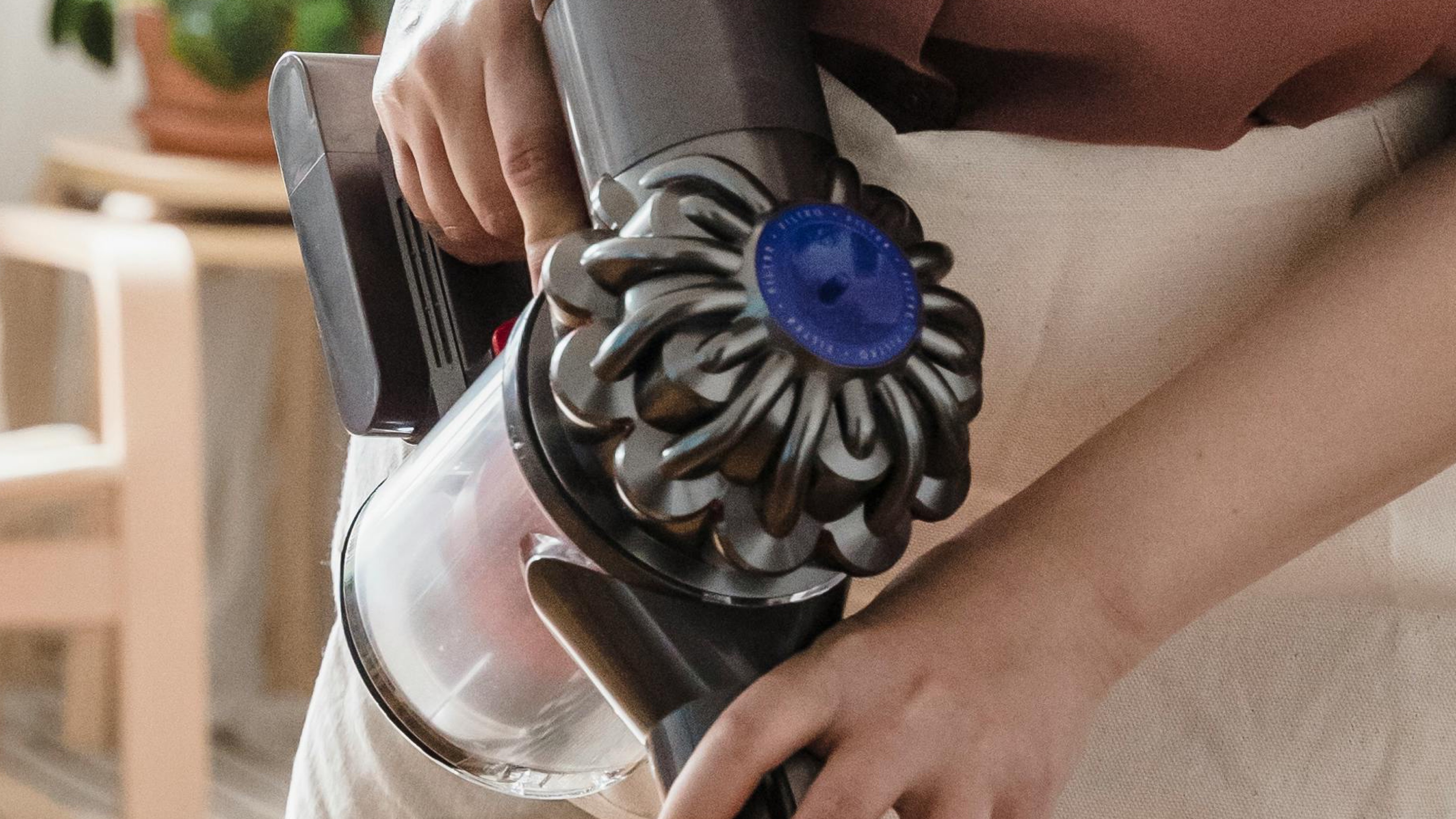 Your $800 Dyson Dies Because of $1 Parts