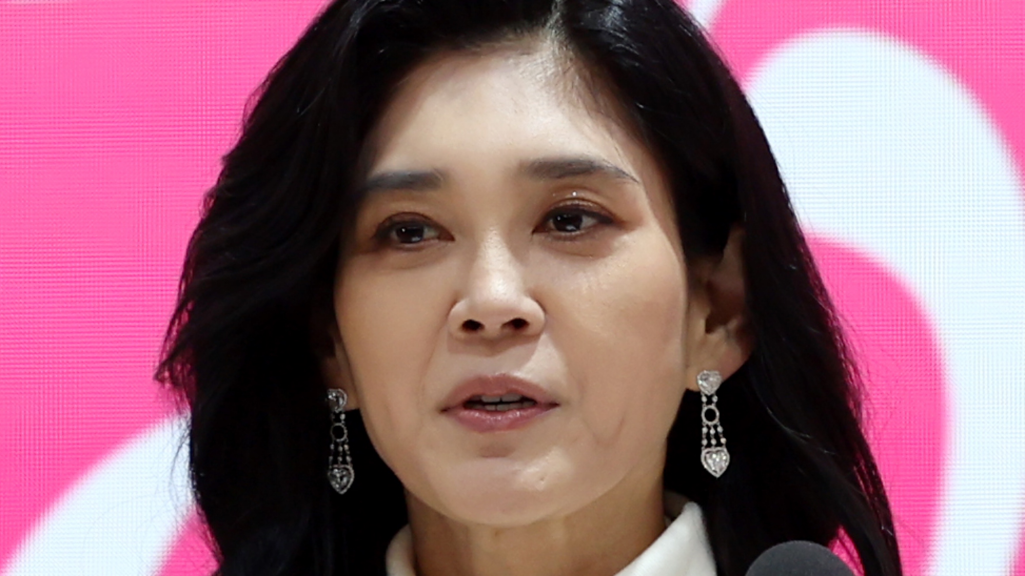 Samsung Heiress Drops $14M on Own Stock