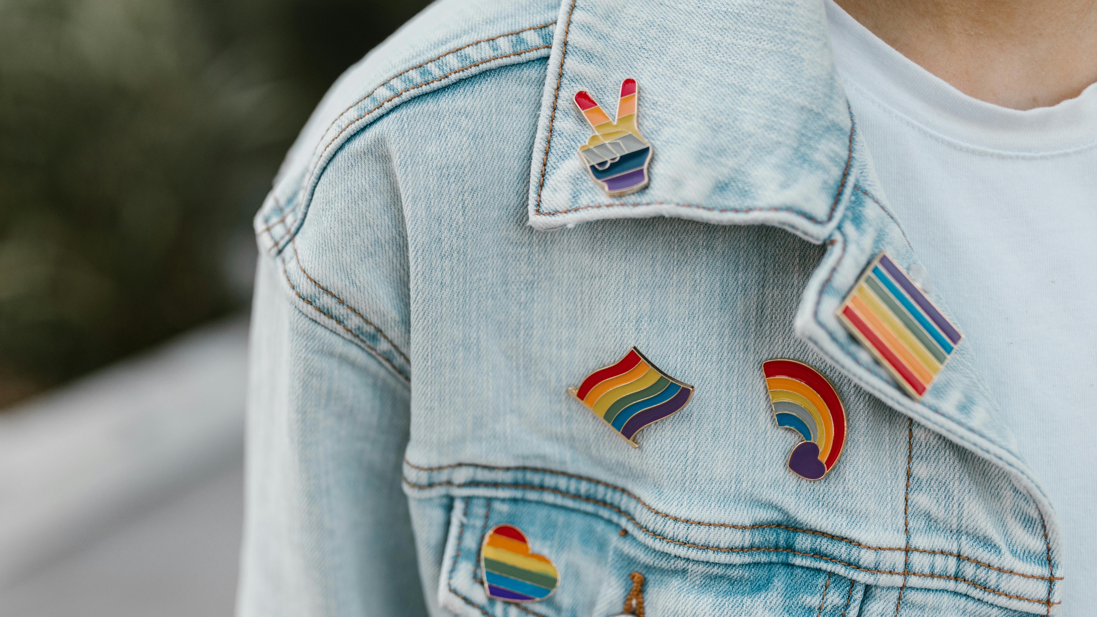 Putin's Courts Crush Sixth LGBT Group This Month