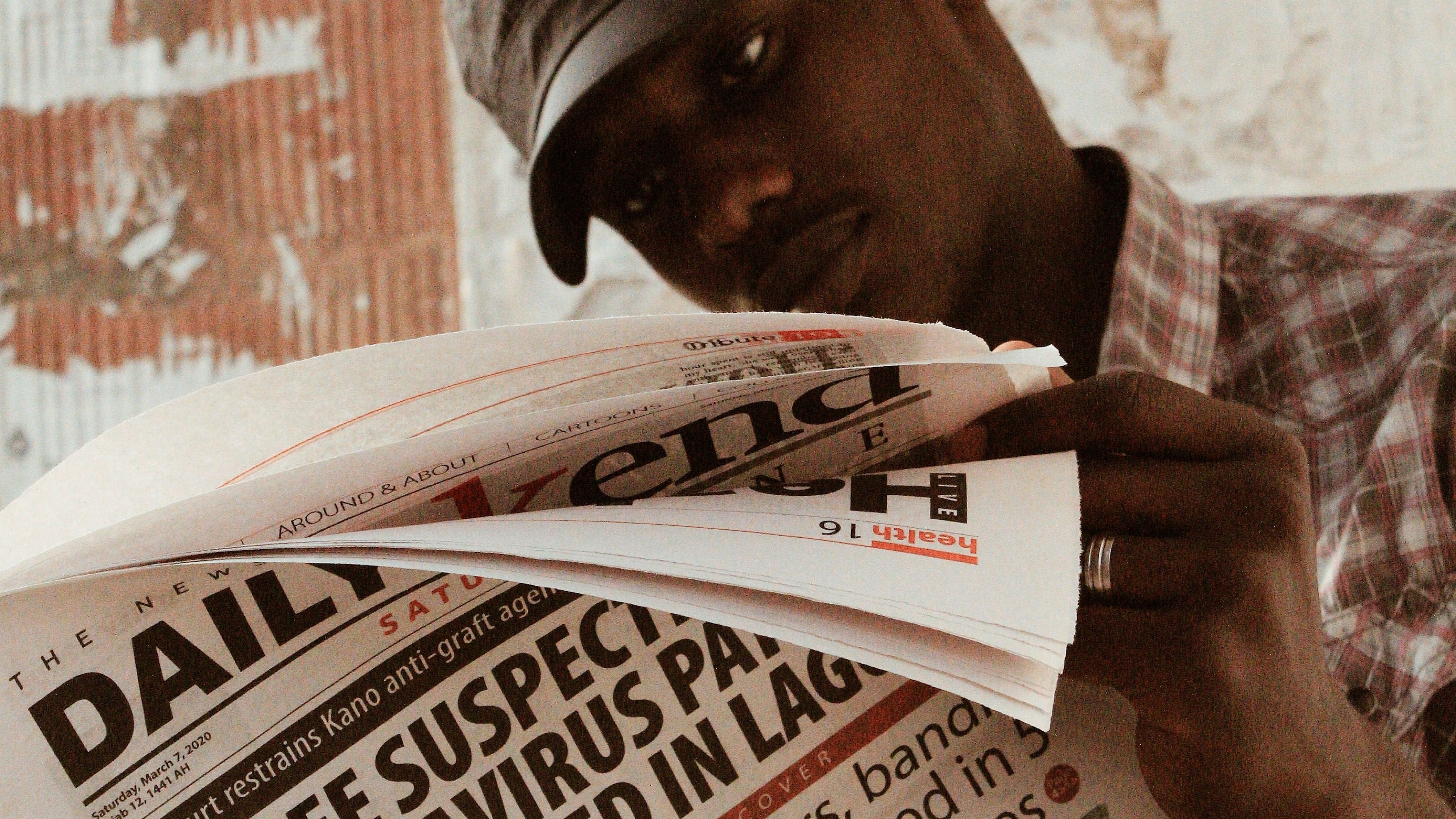 Daily Mail Slams Paywall Down, Legacy Media Gasps for Air