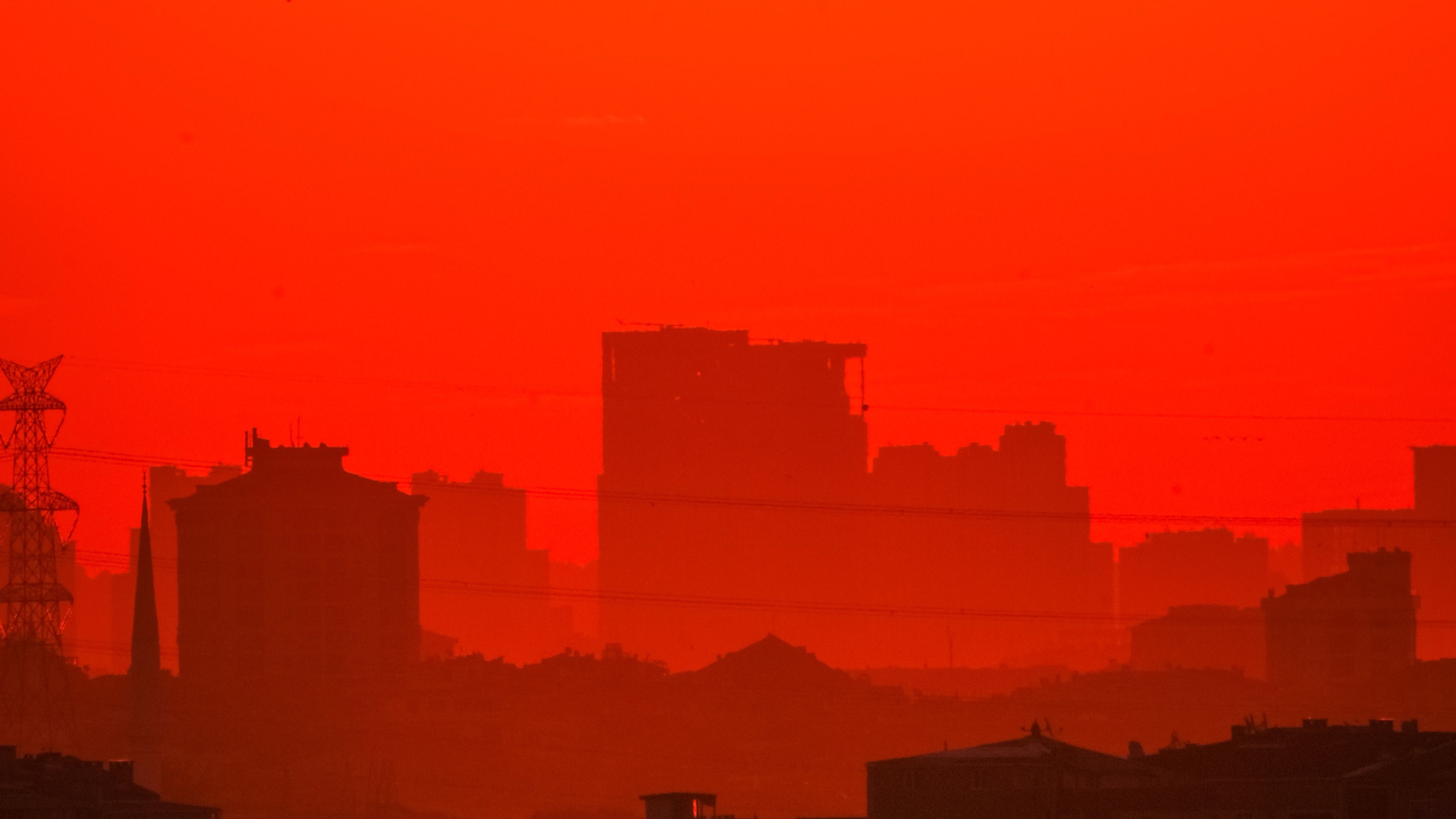 Western Cities Fight Back Against Deadly Heat Dome